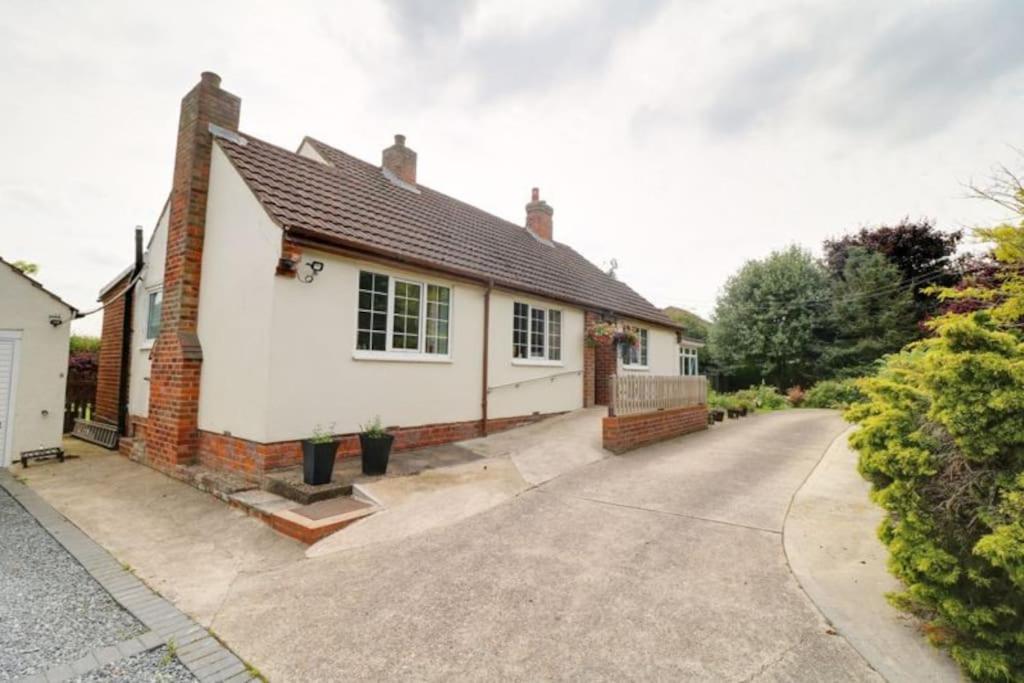 Millfields Cottage And Garden Goxhill  ภายนอก รูปภาพ