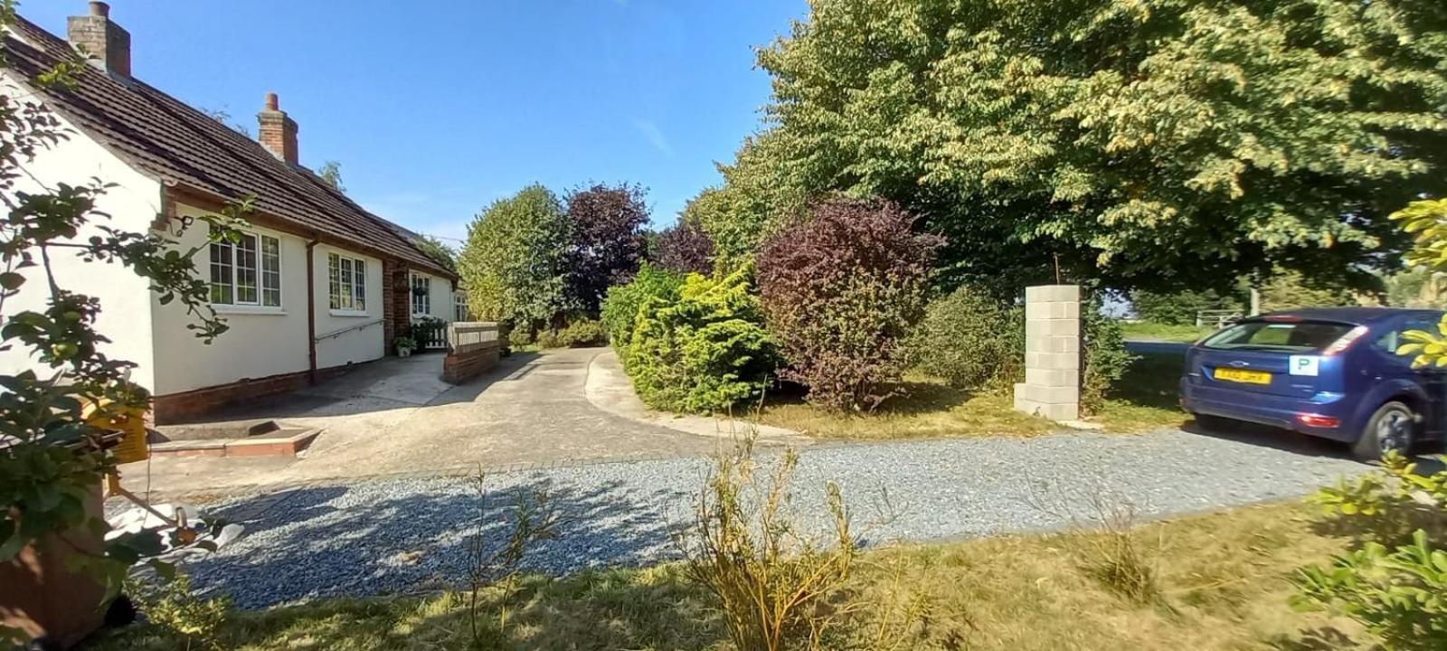 Millfields Cottage And Garden Goxhill  ภายนอก รูปภาพ