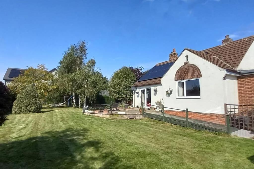Millfields Cottage And Garden Goxhill  ภายนอก รูปภาพ